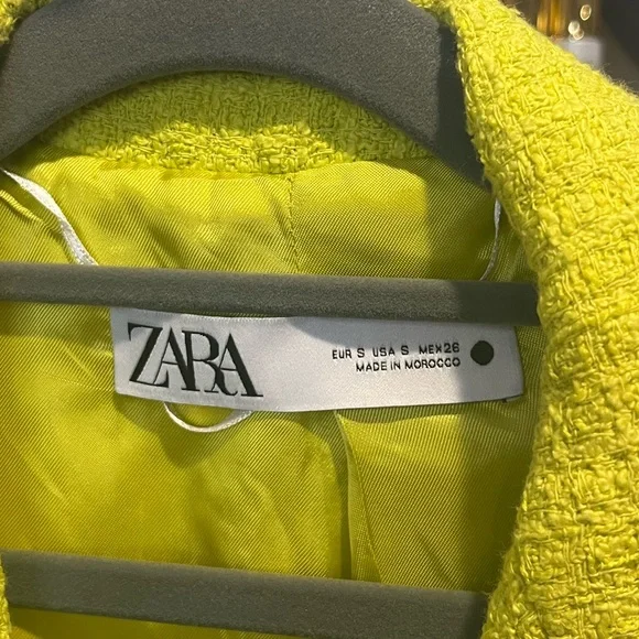 NWOT Zara Lime Green Textured Blazer - Bloggers Favorite - Picture 11 of 13